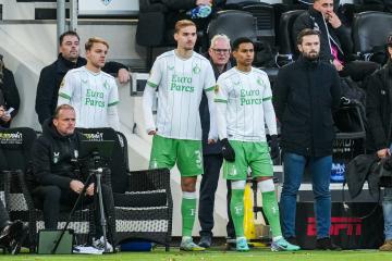 Con López, Feyenoord apabulló por 4-0 a Heracles por la liga neerlandesa