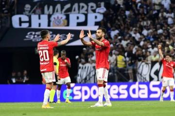 Internacional venció a domicilio a Corinthians