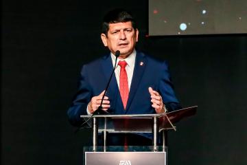 Lozano: “El 2024 los clubes serán encargados de la organización del torneo”