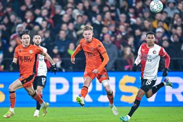 López fue titular en triunfo del Feyenoord