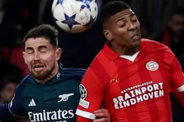 PSV y Arsenal empataron y clasificaron a los octavos de final de la UCL