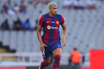 Por ahora no: Ronald Araújo frenó las intenciones del Bayern Múnich