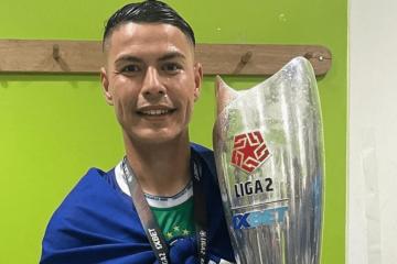Salvadoreño Santamaría permanecerá en Comerciantes Unidos