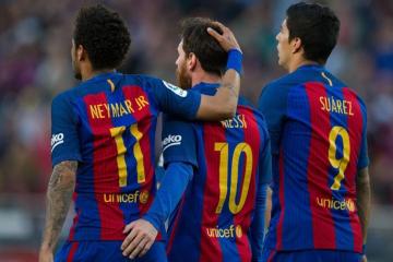 Suárez: "Con Messi le dijimos a Neymar que era un error que se fuera al PSG"