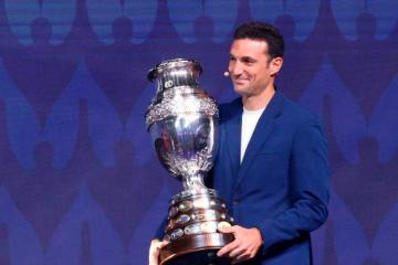 Scaloni confirmó que seguirá al mando de Argentina