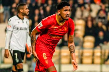 Gil Vicente aplaudió titularidad de Jesús Castillo, tras completar 90 minutos de juego