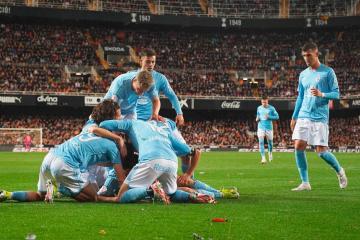 Tapia ingresó en victoria del Celta en la Copa del Rey