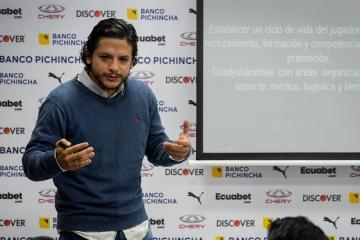 Durán dejó la 'U' y es nuevo Director de Formativas de LDU