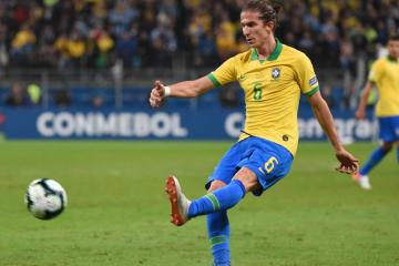 Filipe Luís aspira ganar el Mundial y la Champions como técnico
