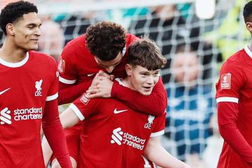 Liverpool goleó y avanzó en la Copa FA
