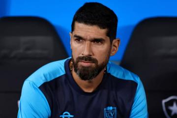 Abreu: "Tabárez agarró un terreno pelado e hizo un edificio 7 estrellas. Bielsa vino a pulirlo"