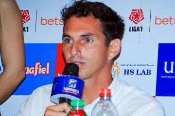 Fernández: "Es lindo empezar con Universitario, estoy contento por el fixture”