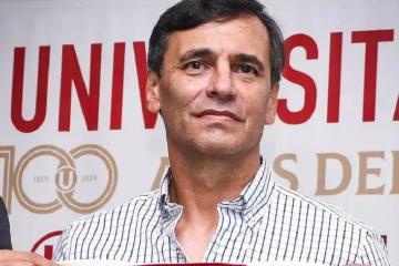 Bustos: "No hay ningún equipo en Ecuador, sacando a Independiente del Valle, que tenga la infraestructura de Universitario"