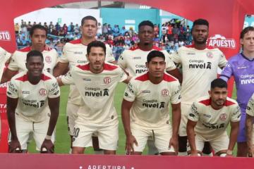 Carlos Fernández: "Afrontamos un partido muy duro, pero se dio el triunfo"