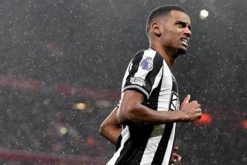 Newcastle volvió al triunfo sobre Aston Villa