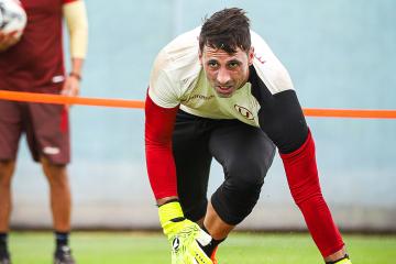 Sebastián Britos tuvo su primer entrenamiento con Universitario