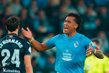 Renato Tapia quedó listo para enfrentar al Barcelona