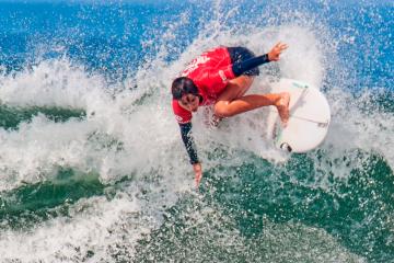 ¡Perú y Brasil pelean palmo a palmo! Billabong Señoritas Open Pro entró en su recta final