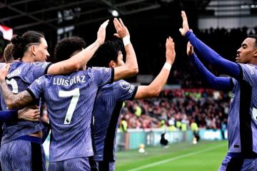 ¡Gana donde va! Liverpool goleó a Brentford, de visita, y sigue mandando en Premier League