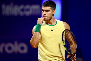 Alcaraz avanzó a los cuartos del Argentina Open