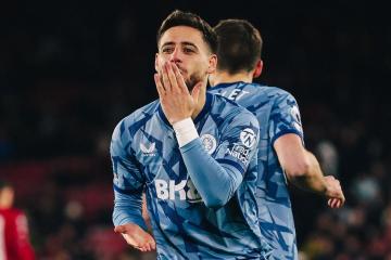 Aston Villa le dio una 'mano' al Sheffield Utd.