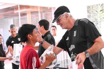 Jorge Fossati y Agustín Lozano clausuraron Proyecto de Menores 2023
