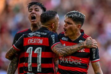 Flamengo venció a Fluminense y tomó la punta del Campeonato Carioca