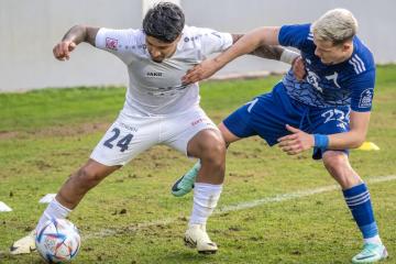 Iberico fue titular ante Levski Sofia