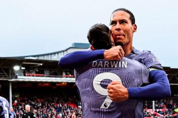 Liverpool derrotó a Nottingham Forest y se afianza en la punta de la Premier League