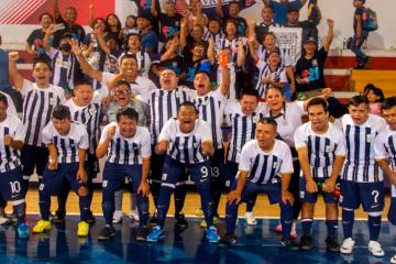 ¡Con el pie derecho!  Equipo de Futsal Down de Alianza Lima venció a San Martín en debut