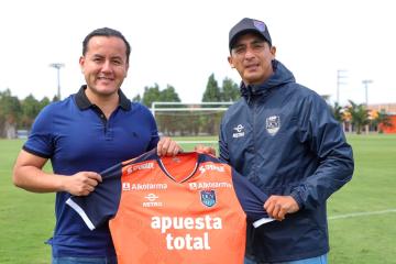 ¡Manos a la obra! 'Chicho' Salas fue presentado como nuevo DT de Vallejo