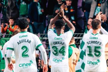 Lommel, con Kluiverth Aguilar, cayó goleado