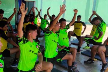 (FOTOS) Deportivo Coopsol continúa con su pretemporada apuntando a la Liga 2