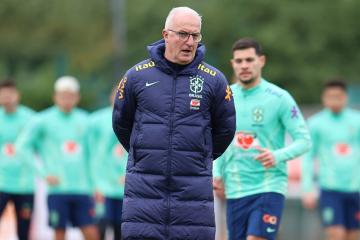 Dorival Júnior: “Debemos estar preparados para tomar medidas drásticas si sucede algo con Vinicius”