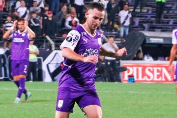 Barco ingresó en la clasificación de Defensor Sporting a semifinales de la Copa Uruguay