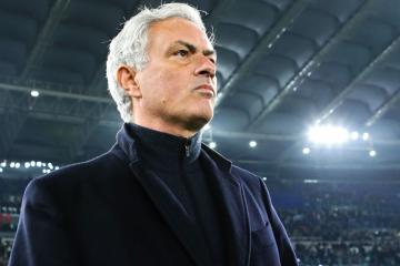 Mourinho: "Estoy libre pero quiero trabajar"