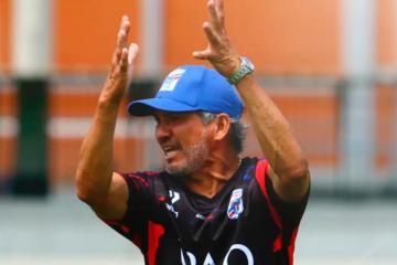 Navarro: "Creo que fue un empate justo ante Cienciano"