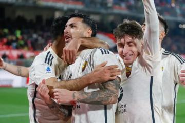 Roma goleó a Monza y arremete en la tabla de la Serie A