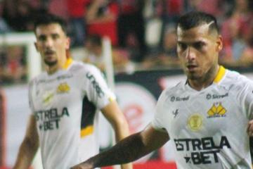 Criciúma, de Trauco, avanzó en la Copa de Brasil