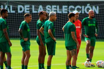 (FOTOS) Fluminense entrenó en La Videna y quedó listo para enfrentar a Alianza