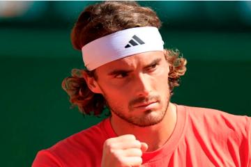 Tsitsipas consiguió meterse a 'semis' en Montecarlo