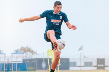 Serna: "Así me pongan de carrillero, extremo, mediapunta o delantero siempre daré lo mejor de mí en Alianza"
