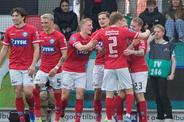 Con Oliver Sonne como titular, Silkeborg goleó al Midtjylland por la Superliga danesa