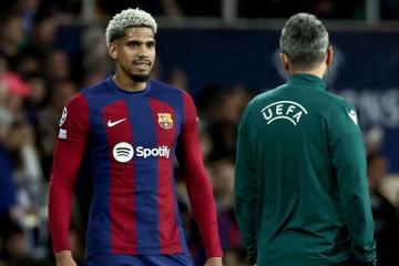 Araújo le respondió a Gündogan: "Tengo códigos y valores"