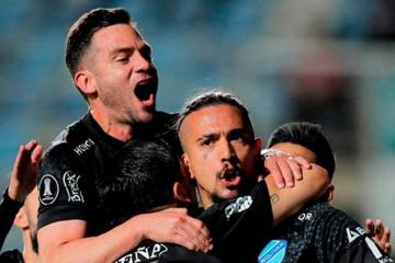 (VIDEO) Bolívar goleó 4-0 a Palestino en Chile por la Copa Libertadores