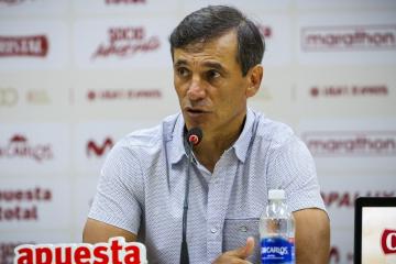 Bustos: "Peleamos cada pelota hasta el último y fuimos justos ganadores"