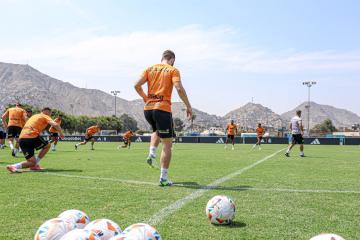 (FOTOS) Cuiabá entrenó en La Florida pensando en Garcilaso