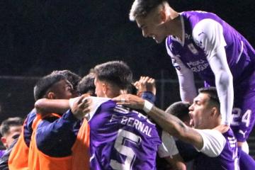 Defensor Sporting, con Barco, ganó y clasificó a la final de la Copa AUF