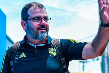 Moreira: “En el segundo tiempo fuimos más efectivos”