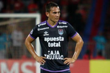 Vélez: “Este tipo de torneos no te perdonan”
